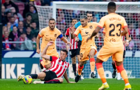 Football Lebanon - ريال مدريد يضغط على برشلونة... وأتليتيكو يقترب من سوسييداد