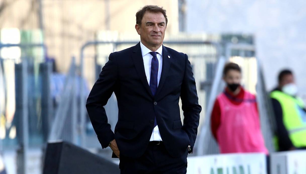 Football Lebanon - سمبليتشي مدرباً لتجنيب سبيزيا الهبوط