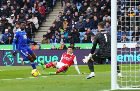 Football Lebanon - سيتي يطارد أرسنال... وليفربول يتعرقل