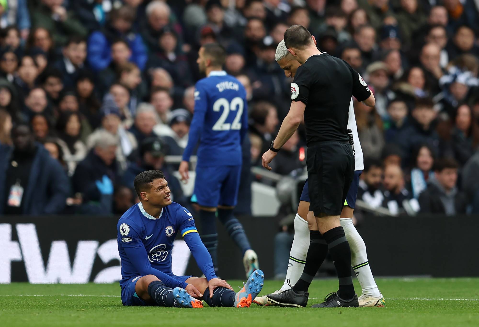 Football Lebanon - توتنهام يفوز بدربي العاصمة ويصعّب مهمة تشلسي
