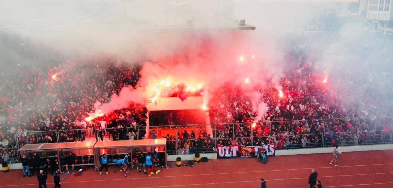 Football Lebanon - جماهير النجمة تحضر قمة الأنصار