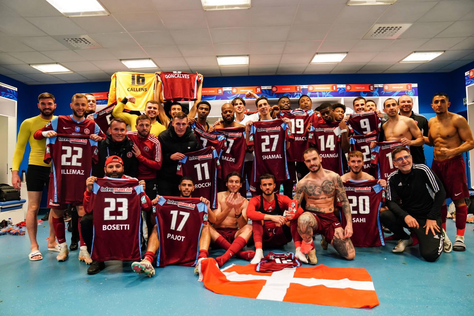 Football Lebanon - أنيسي يقصي مارسيليا... وعبور صعب لنانت أمام لانس