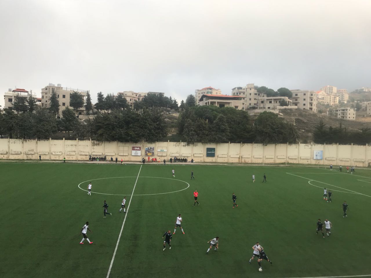 Football Lebanon - تعادل ايجابي في القمة المثيرة على ملعب بحمدون.