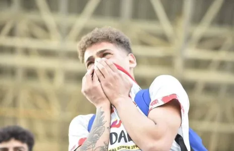 Football Lebanon - بالفرح والدموع