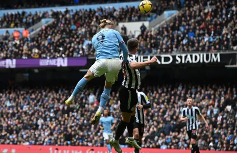 Football Lebanon - فوز قاتل وصعب لأرسنال وآخر لسيتي وتشلسي... وسقوط توتنهام