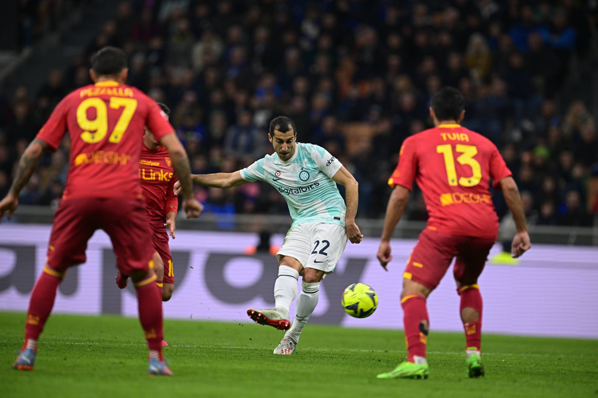 Football Lebanon - إنتر يستعيد توازنه والوصافة