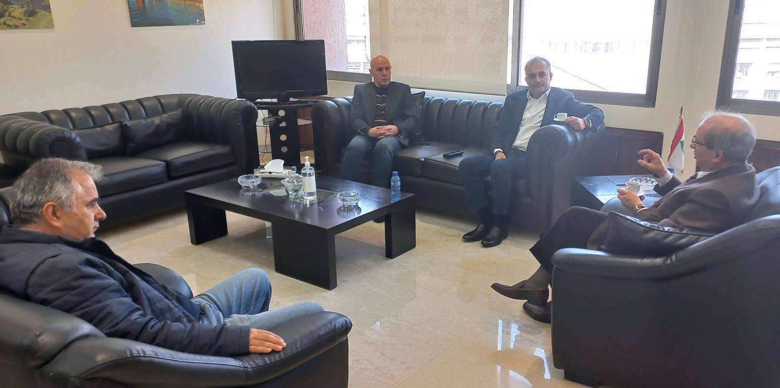 Football Lebanon - الوزير كلاّس استقبل رئيس نادي النجمة مازن الزعنّي