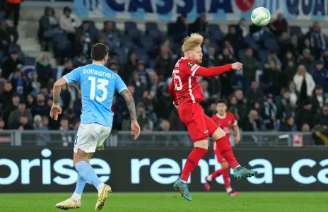 Football Lebanon - فوز ألكامار يهدد لاتسيو بالإقصاء القاري