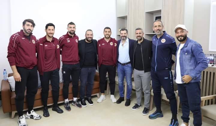 Football Lebanon - مشاركة لافتة لنادي النجمة بمبادرة دعم دار العجزة في بيروت