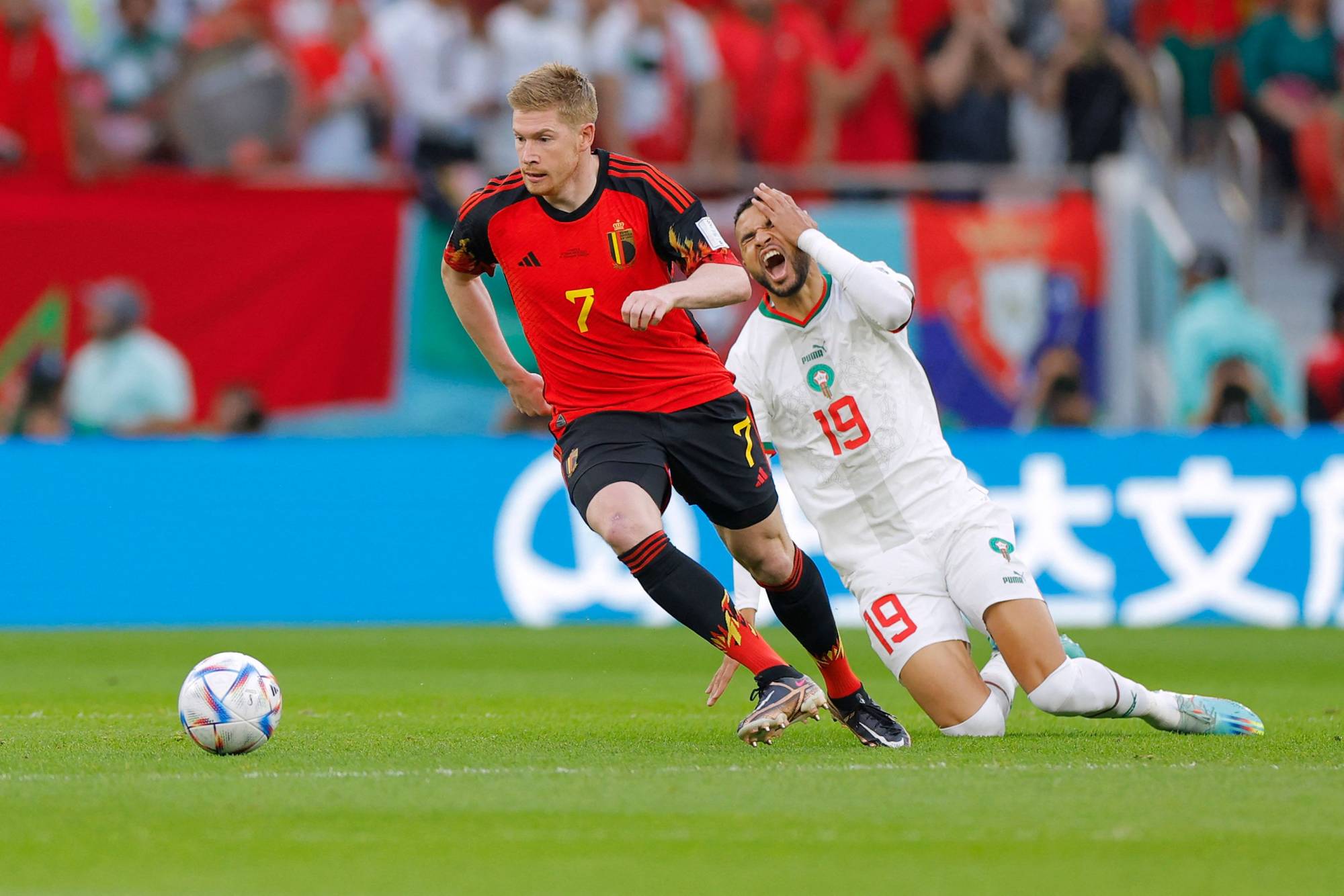 Football Lebanon - دي بروين قائداً جديداً لبلجيكا متفوّقاً على لوكاكو