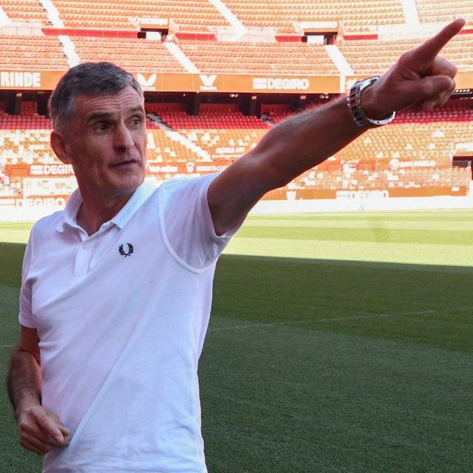 Football Lebanon - منديليبار مدرباً جديداً لإشبيلية