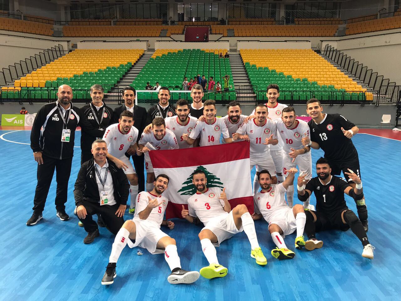 Football Lebanon - منتخب الصالات يتخطى قطر ويعتلي الصدارة