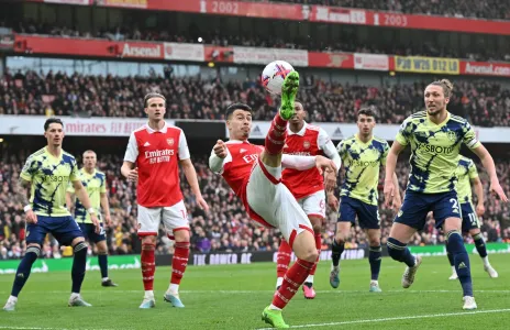 Football Lebanon - أرسنال يزحف إلى اللقب... ستي يطحن ليفربول وتشلسي يعاني