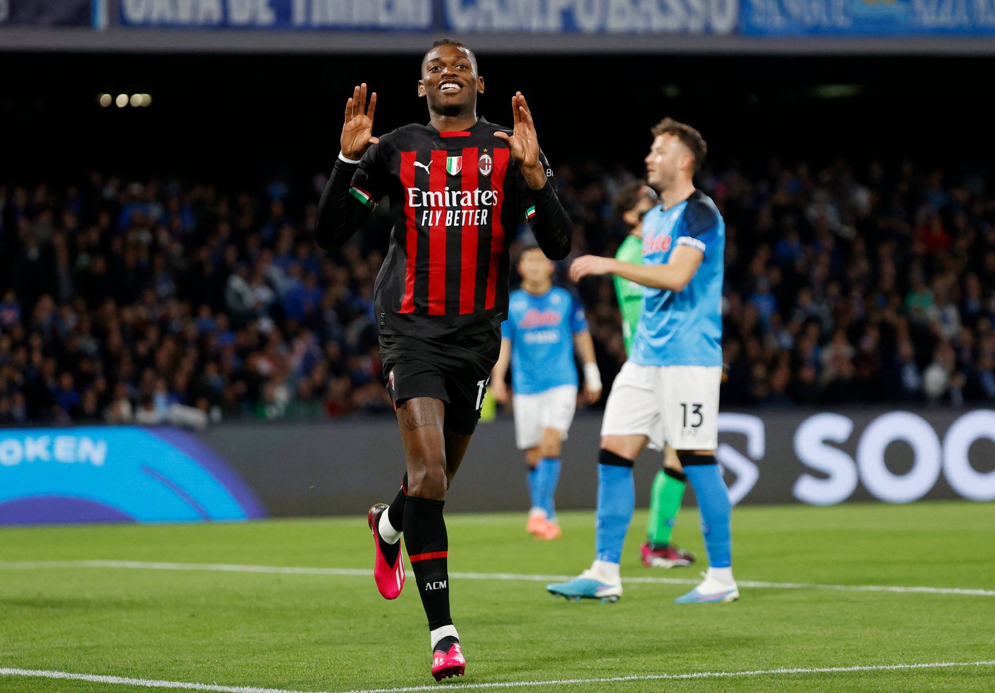 Football Lebanon - ميلان يدكّ مرمى نابولي وينتزع المركز الثالث