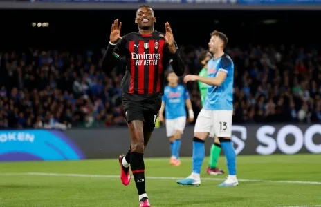 Football Lebanon - ميلان يدكّ مرمى نابولي وينتزع المركز الثالث