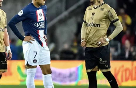 Football Lebanon - ميدينا يعتذر على إرسال مبابي في سيارة إسعاف