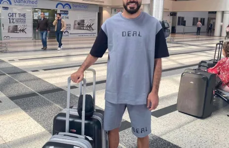 Football Lebanon - احمد حجازي إلى النيبال