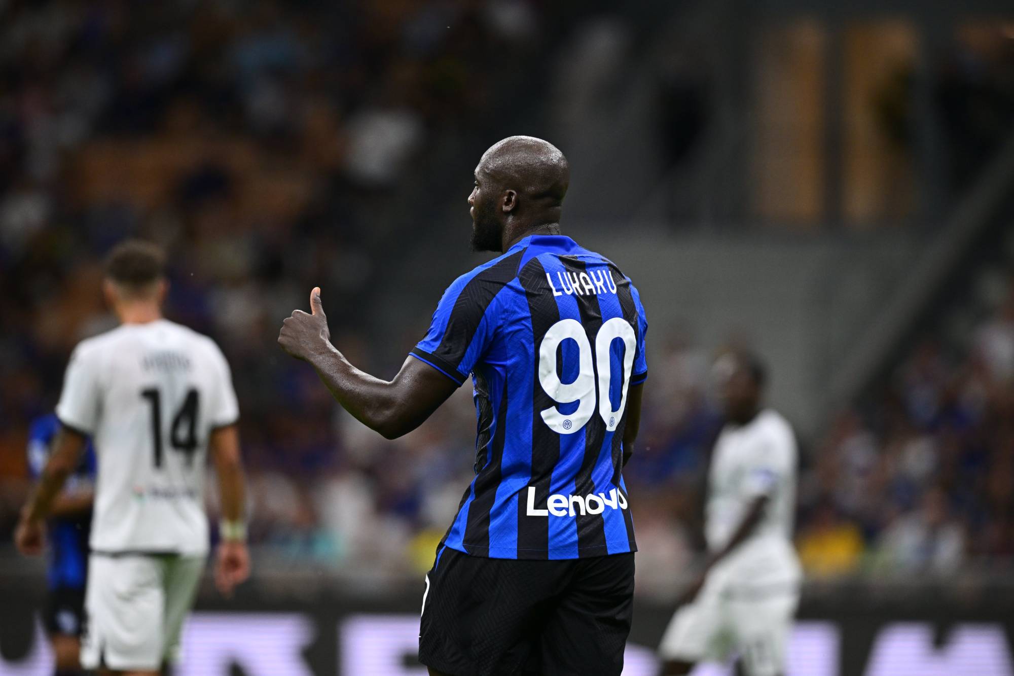 Football Lebanon - حظر 171 مشجّعاً ليوفنتوس من دخول الملاعب بسبب لوكاكو