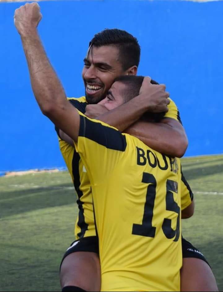 Football Lebanon - فوز سهل للبرج وصعب لشباب الساحل في الثانية