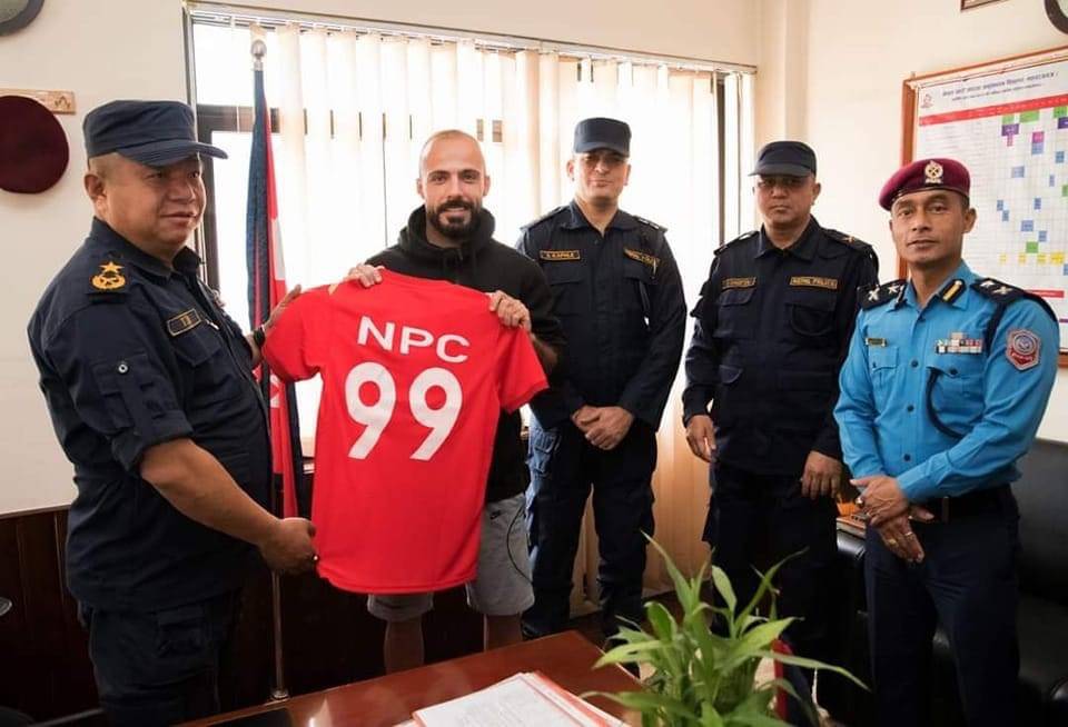 Football Lebanon - رسمياً احمد حجازي يوقع مع فريق الشرطة النيبالي