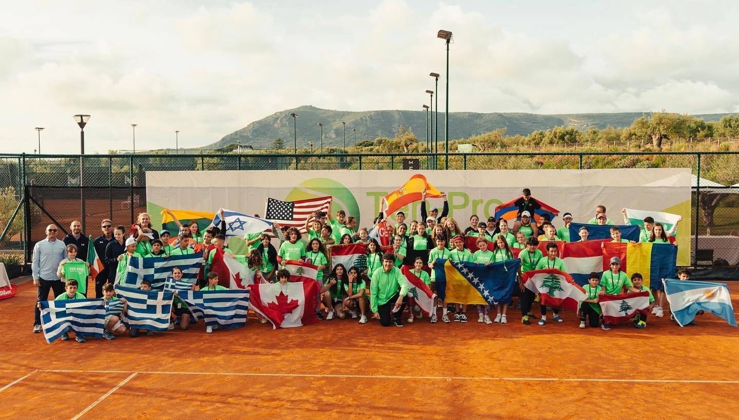 Football Lebanon - إتحاد كرة المضرب يجرّ لبنان للتطبيع مع العدو الإسرائيلي من جديد