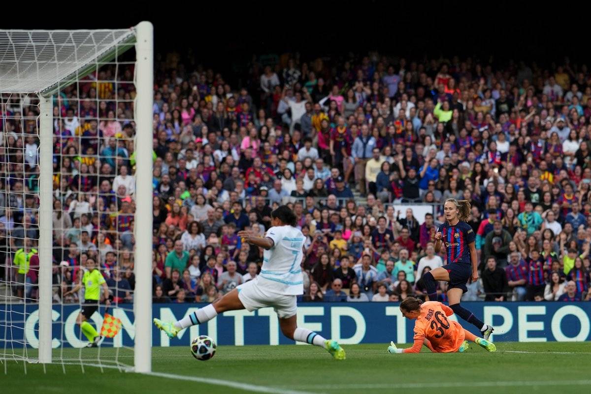 Football Lebanon - برشلونة يتعادل مع تشلسي ويبلغ نهائي دوري الأبطال