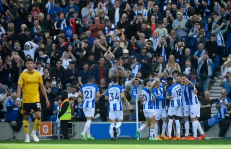 Football Lebanon - بالاس يحسم بقاءه... وبرايتون يستعرض بسداسية