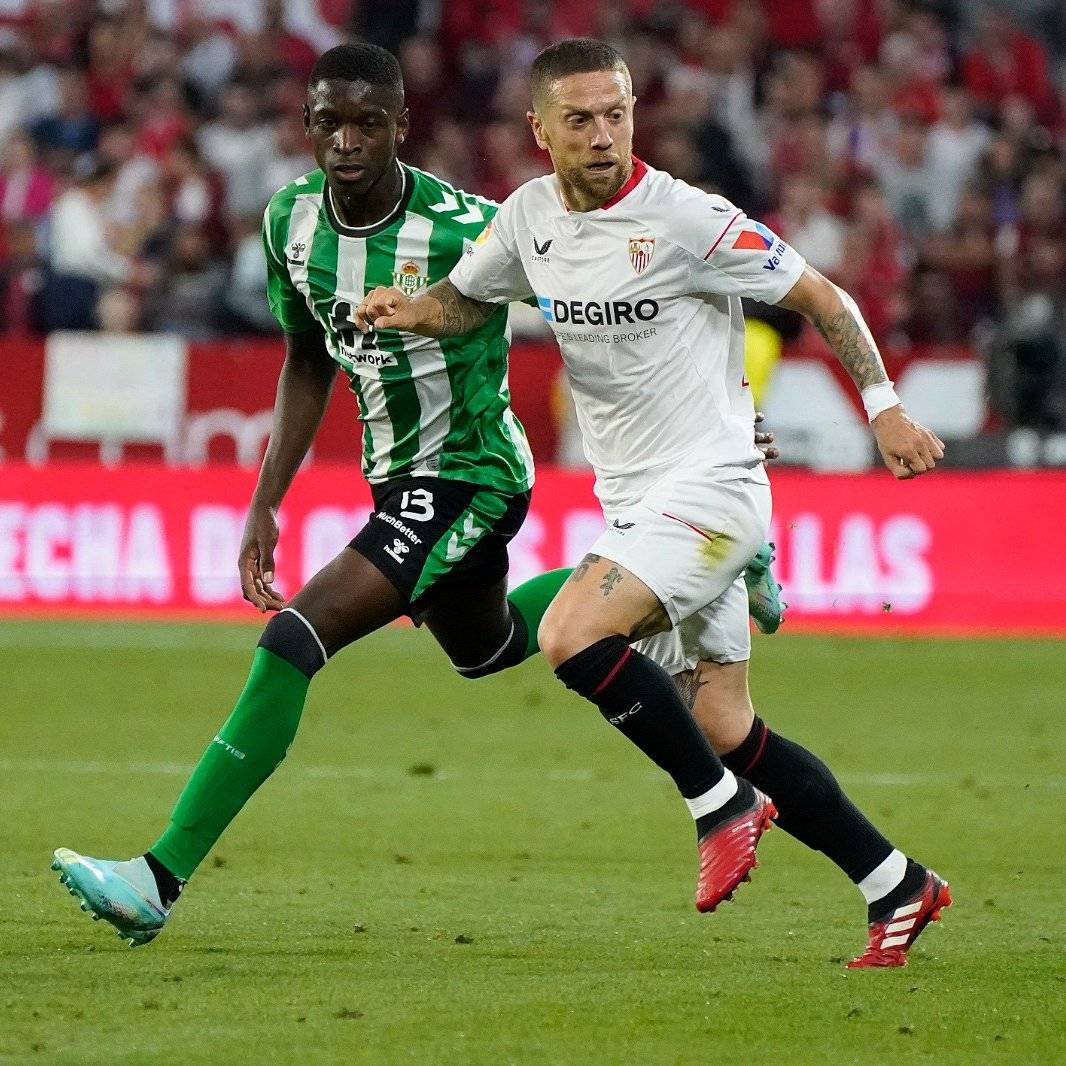 Football Lebanon - فالنسيا "العنصري" يهزم ريال مدريد ويجعل أتليتيكو وصيفاً للدوري