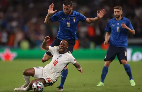 Football Lebanon - إنكلترا تستغني عن سترلينغ في التصفيات