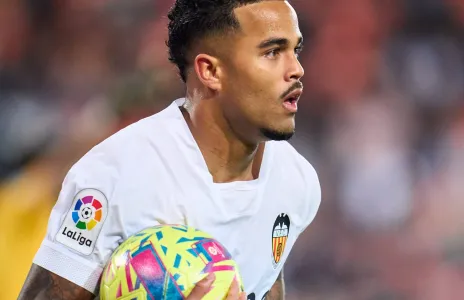 Football Lebanon - سرقة منزل الهولندي كلويفرت