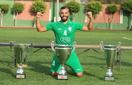 Football Lebanon - أنس أبو صالح يترك الأنصار