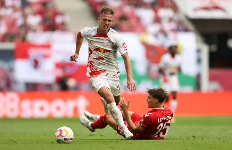 Football Lebanon - أولمو باقٍ مع لايبزيغ ويمدّد