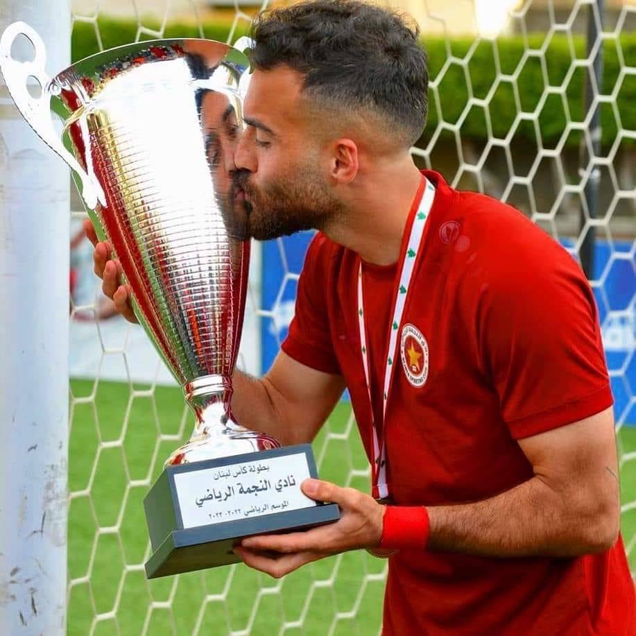 Football Lebanon - النجمة يُعلن عن تجديد عقد لاعبه خليل بدر