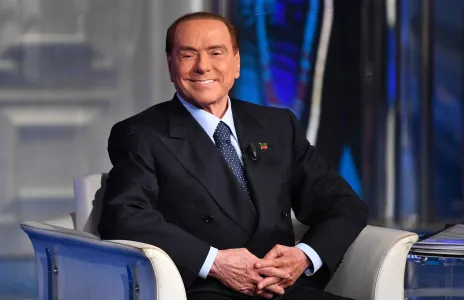 Football Lebanon - ميلان و"سيري أ" يودّعان سيلفيو برلوسكوني