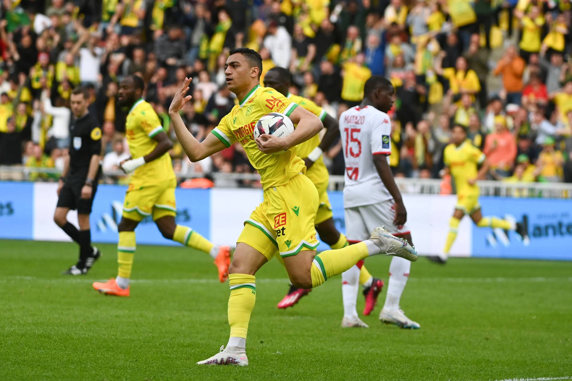 Football Lebanon - المصري مصطفى محمد يتعاقد مع نانت