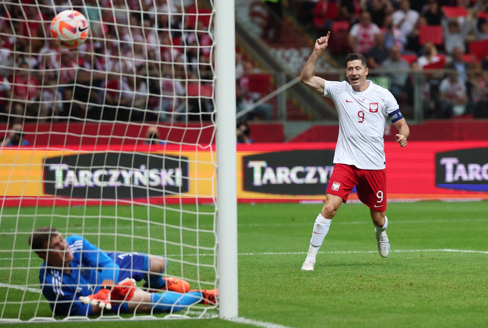 Football Lebanon - بولندا تُسقط ألمانيا ودياً