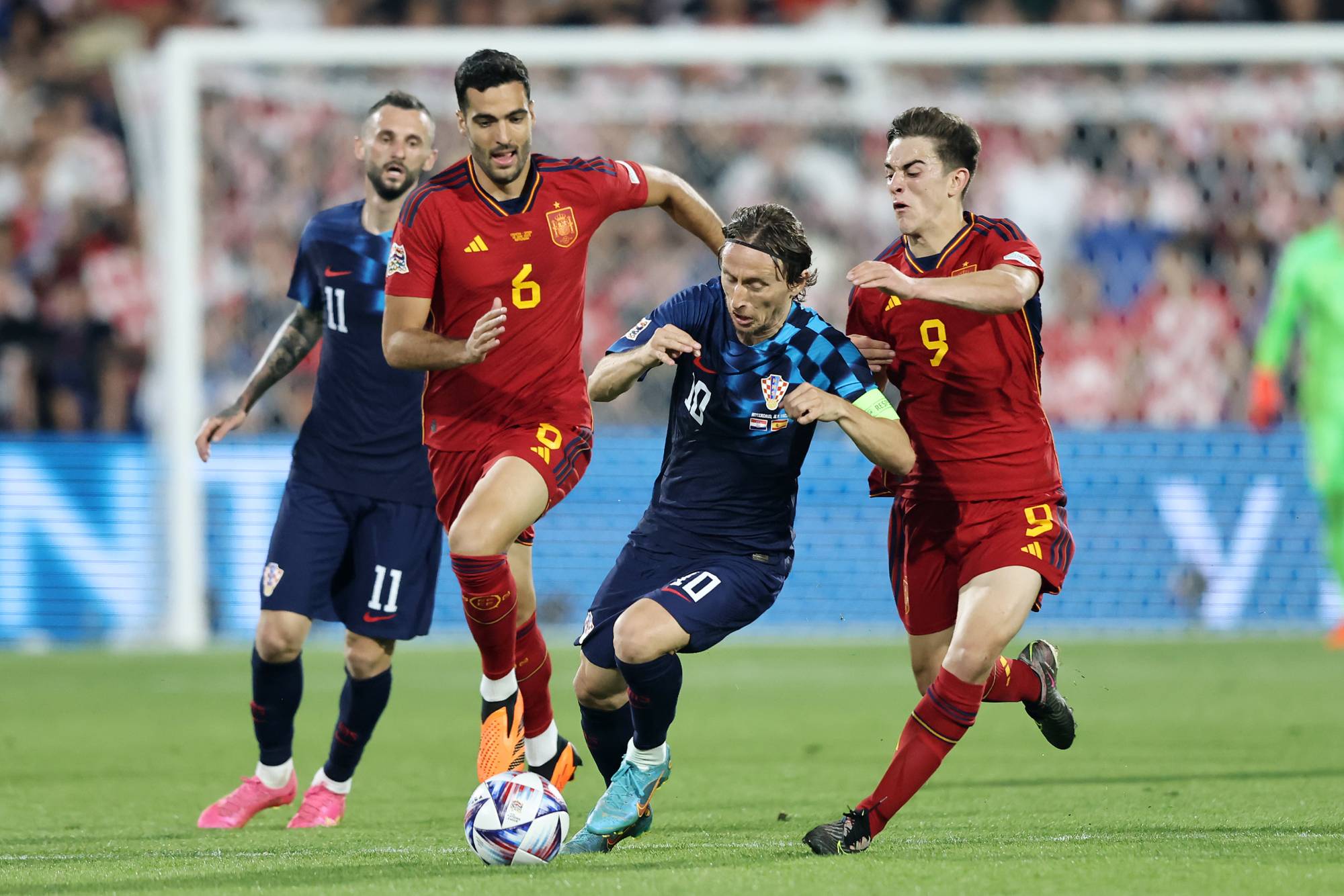 Football Lebanon - دوري الأمم: إسبانيا بطلةً بركلات الترجيح... وإيطاليا تخطف البرونزية