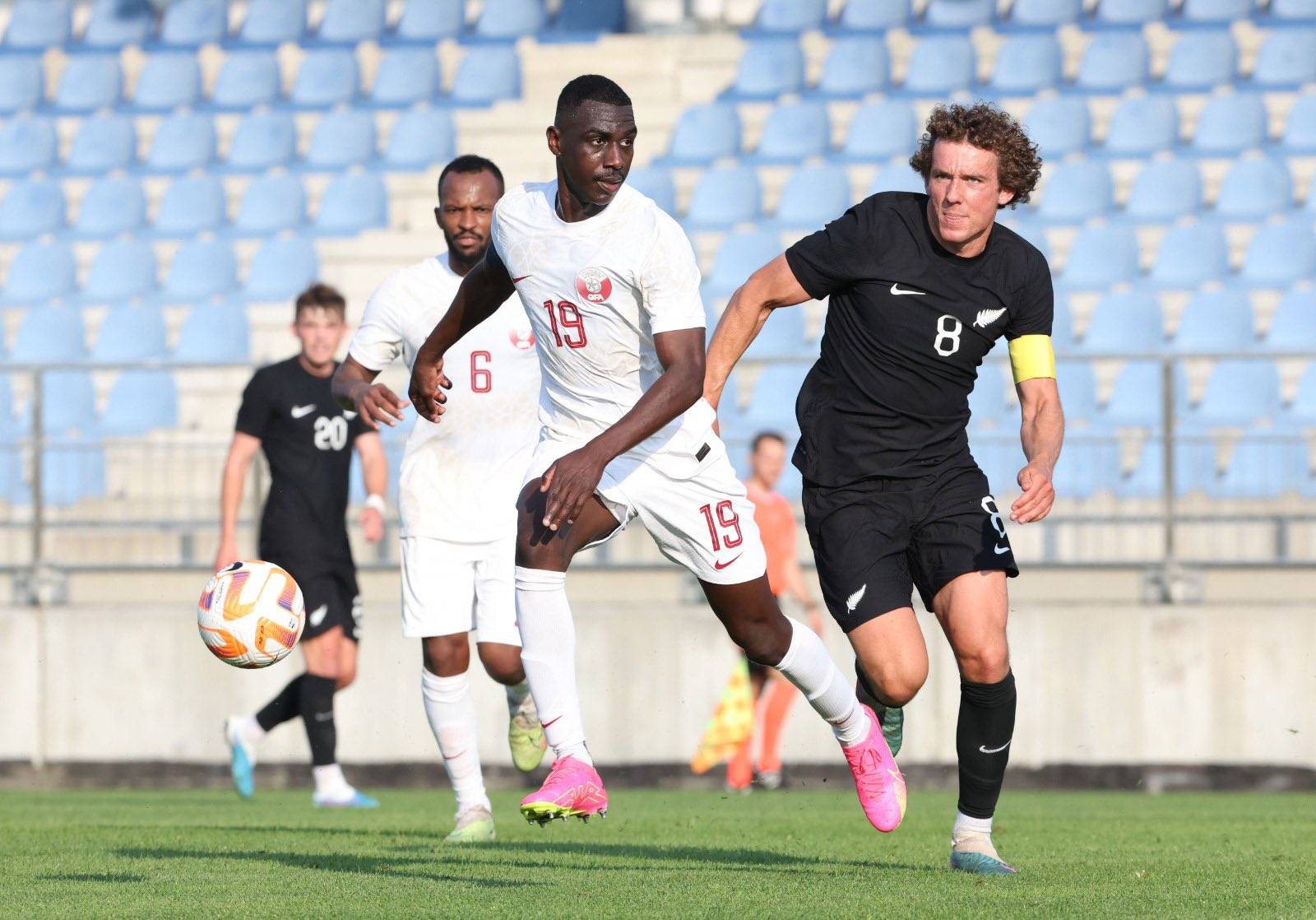 Football Lebanon - بسبب العنصرية... انسحاب نيوزلندا وأيرلندا أمام قطر والكويت