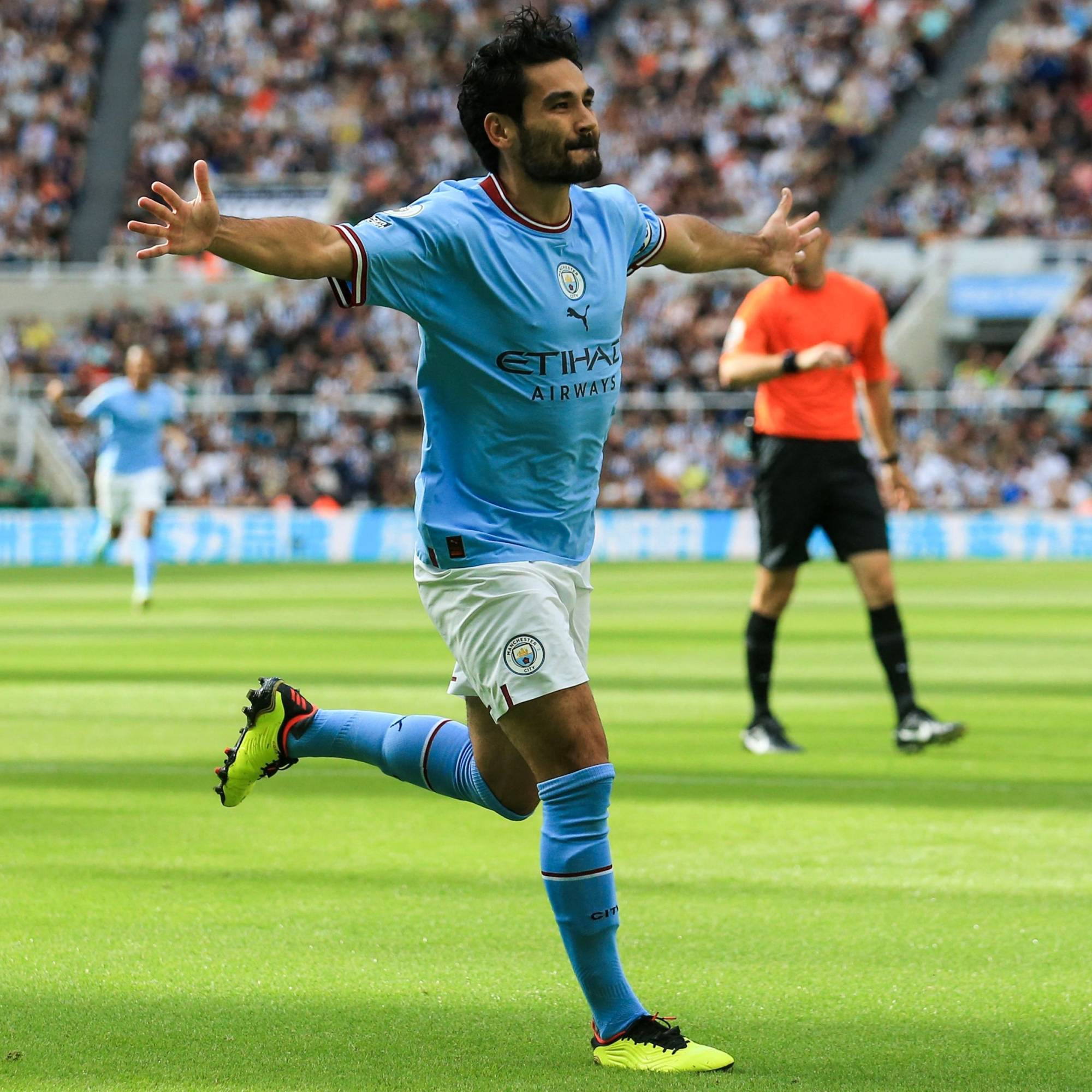 Football Lebanon - لا لمبابي... والتُهَم المالية تُهَيمن على الثلاثية