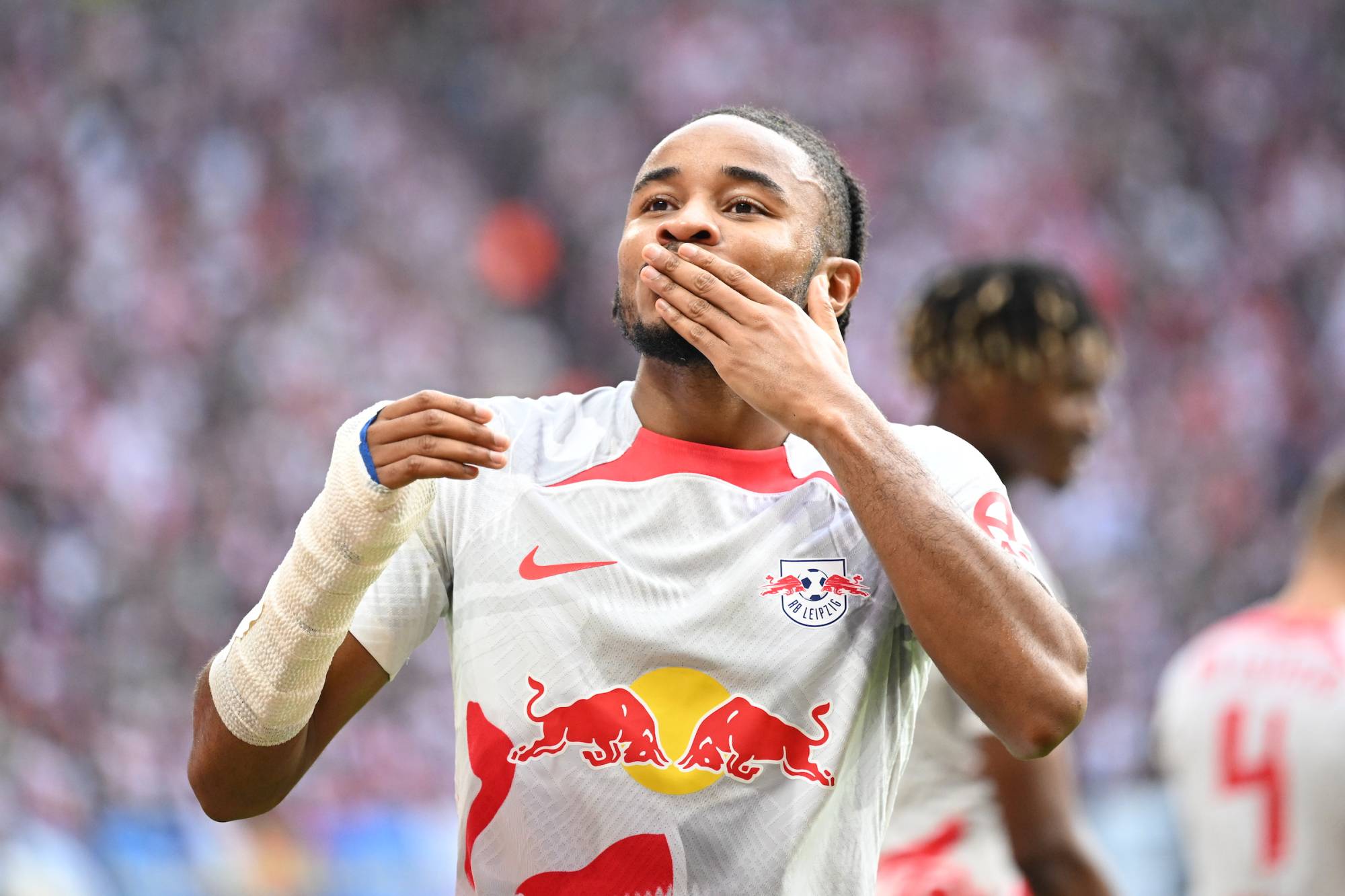 Football Lebanon - تشلسي يضمّ نكونكو... وجيرارد يرفض السعودية