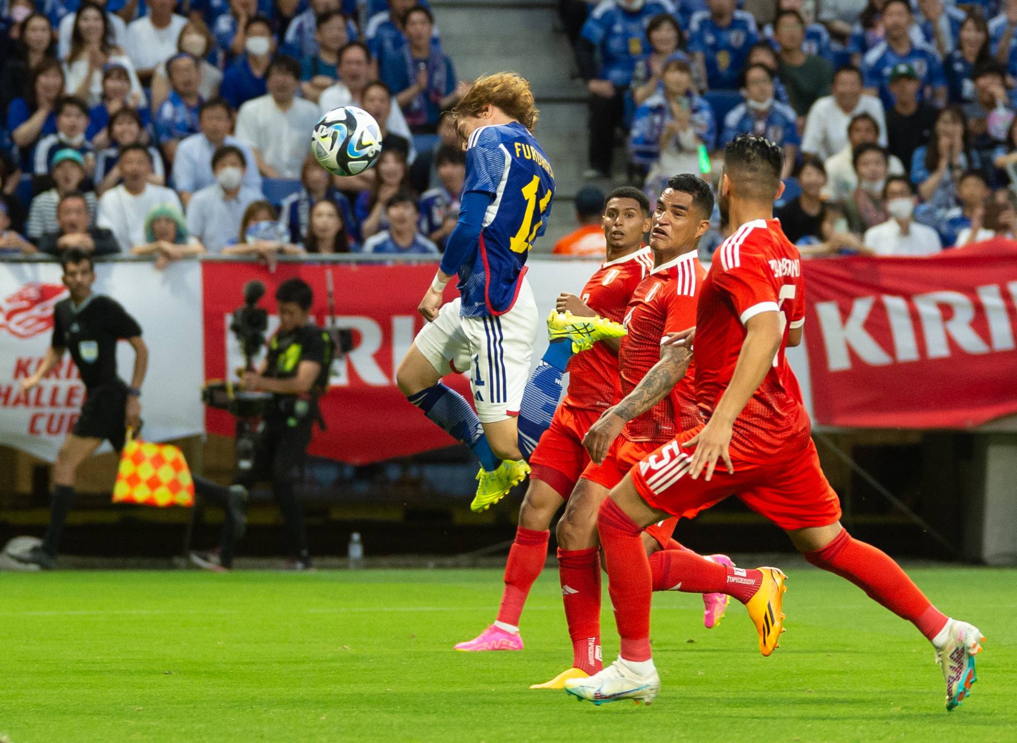Football Lebanon - اليابان تدكّ مرمى البيرو... سقوط فلسطين وتعثّر كوريا الجنوبية
