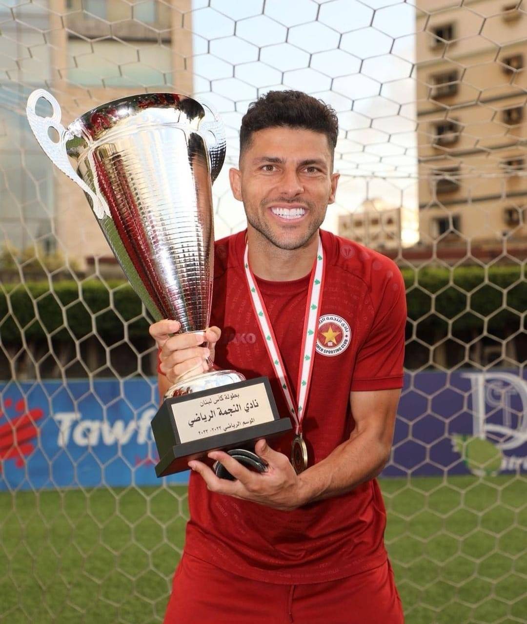 Football Lebanon - البرتغالي فيتور باراتا يُعلن عدم تجديد عقده مع نادي النجمة