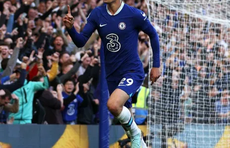 Football Lebanon - كوفاتشيتش وهافيرتز يغادران... وصخب سعودي في الانتقالات