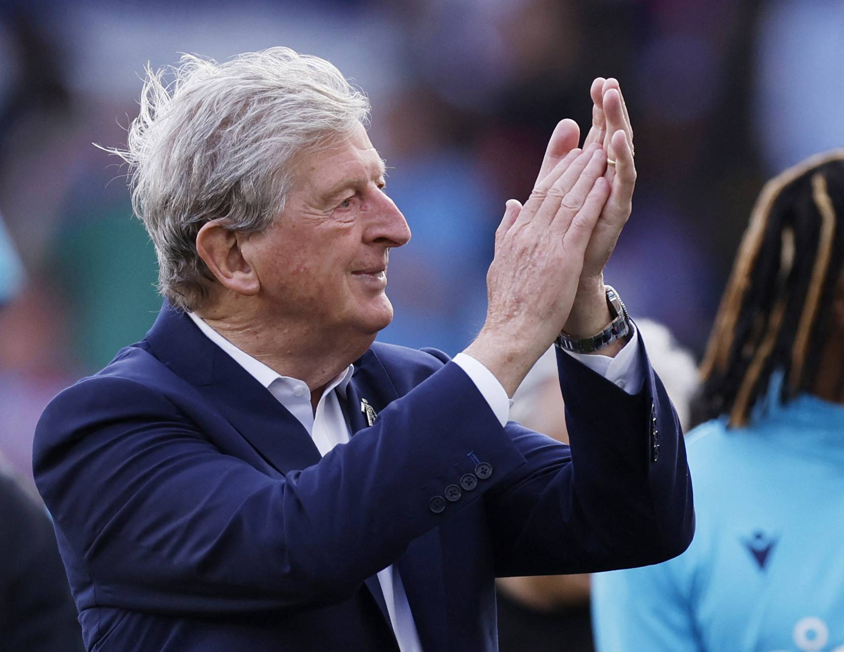 Football Lebanon - هودسون يمدّد مع كريستال بالاس