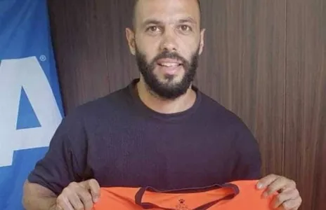 Football Lebanon - انتقالة كبيرة لأنس أبو صالح