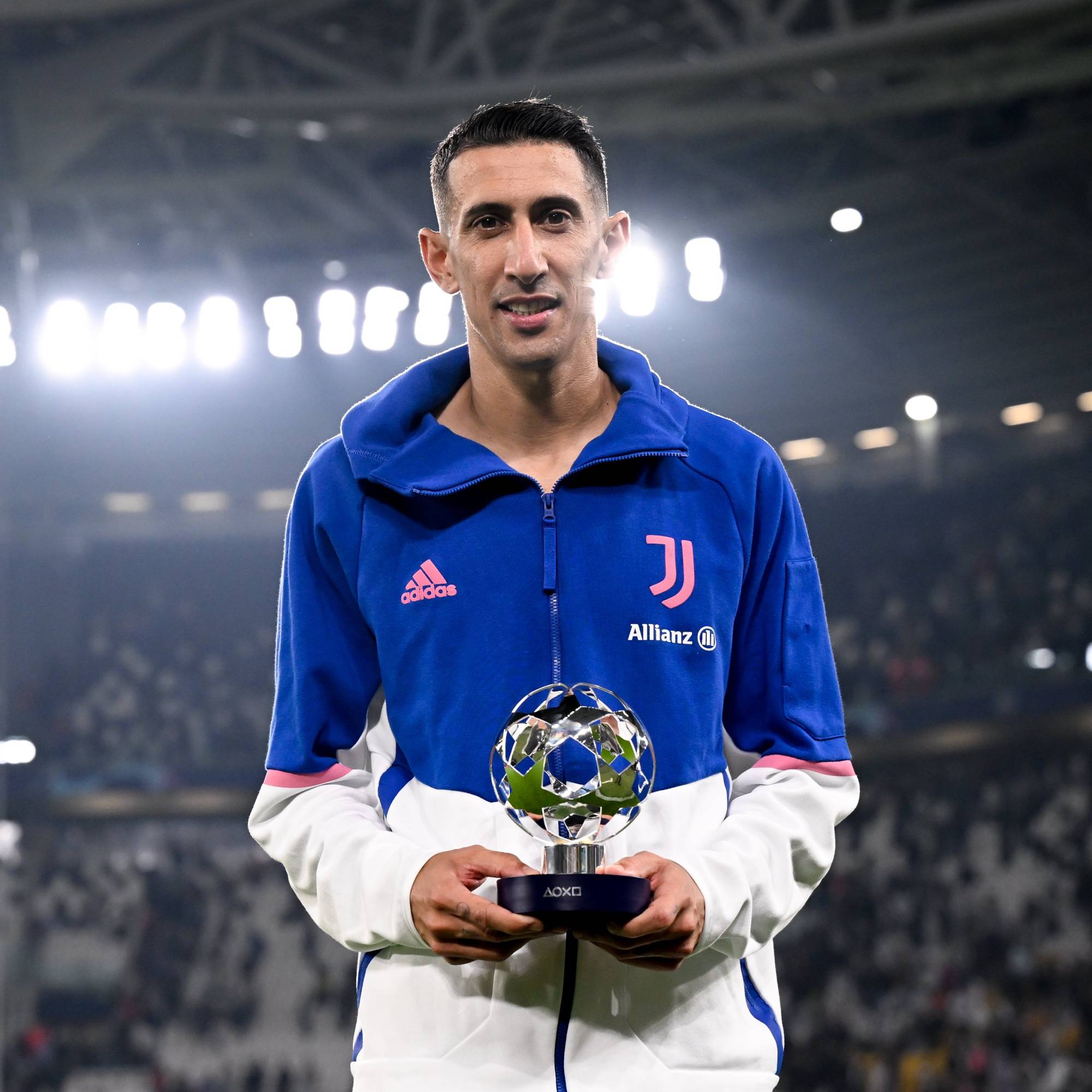 Football Lebanon - بنفيكا وليل يضمان دي ماريا وسانتوش