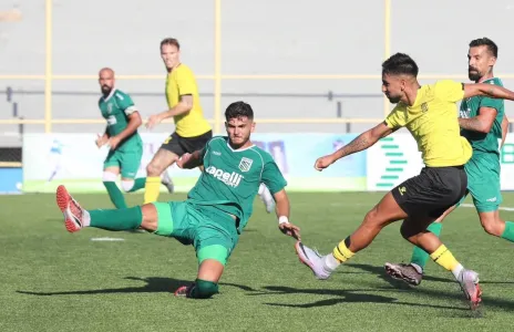 Football Lebanon - فوز العهد على الحكمة