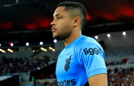 Football Lebanon - برشلونة يضمّ فيكتور روكي