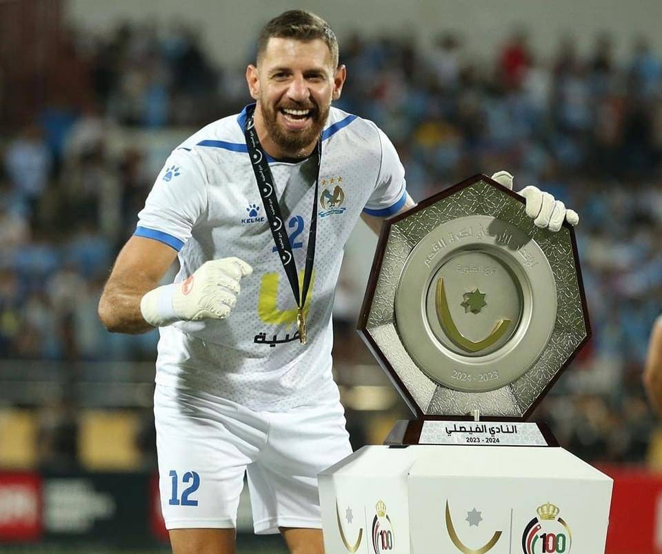 Football Lebanon - مهدي خليل يتوج مع الفيصلي بلقب الدرع الأردني