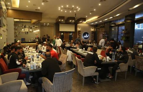 Football Lebanon - إفطار بدعوة من غسان حاصباني